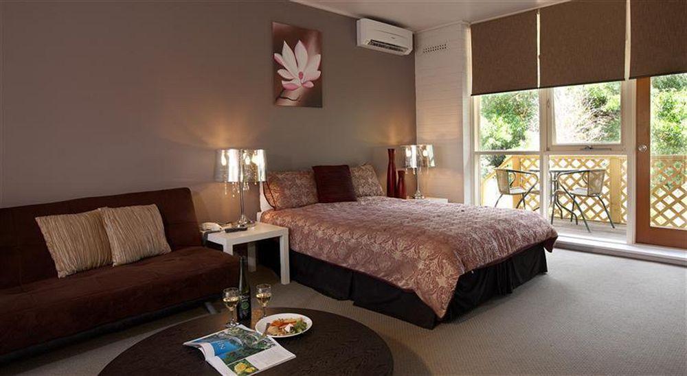 Hotel The 3*