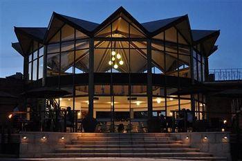 The Hotel 3*